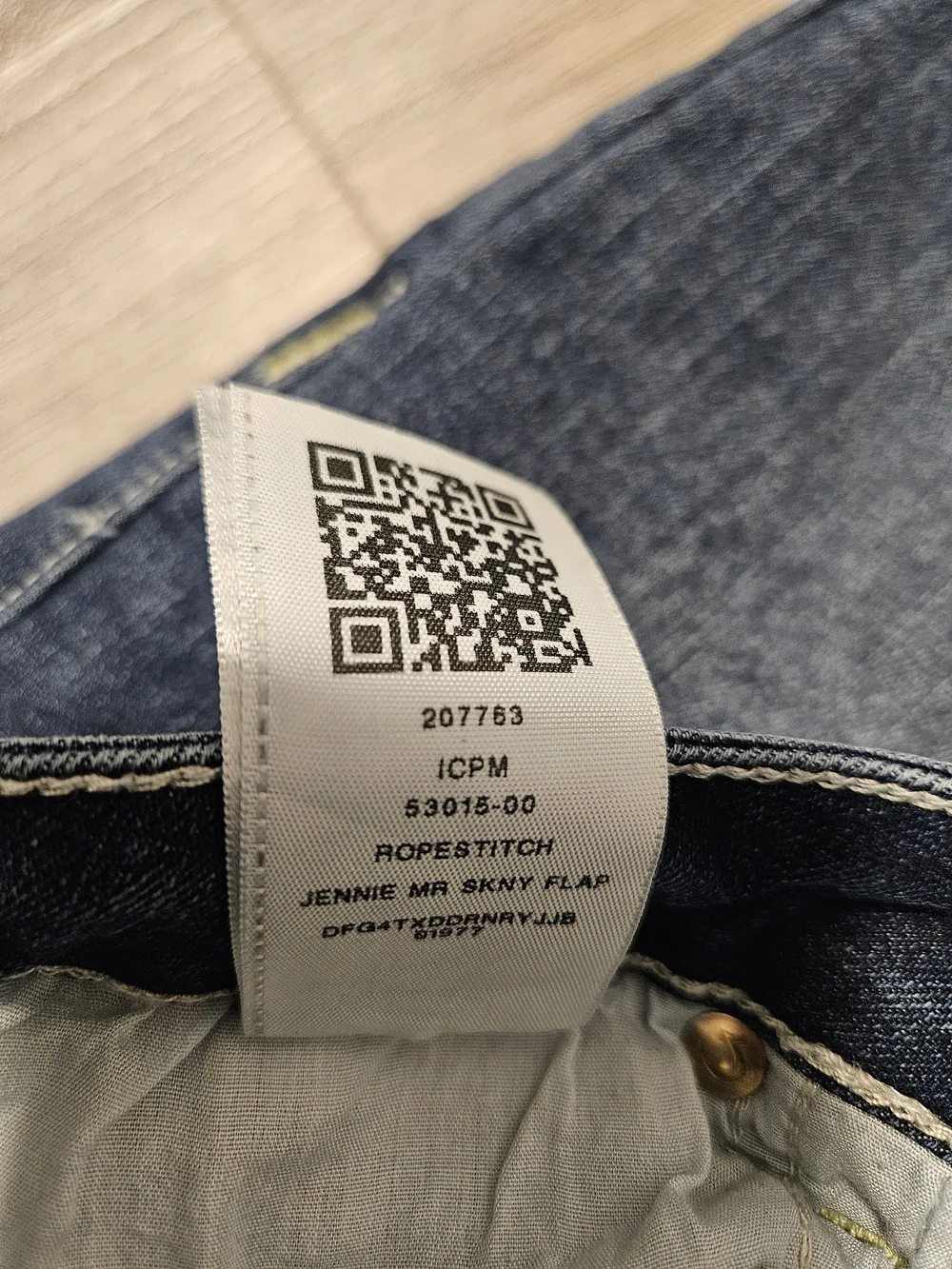 True Religion Women's Indigo Jennie Curvy Skinny Jeans - Signature Pockets - Picture 5 of 13